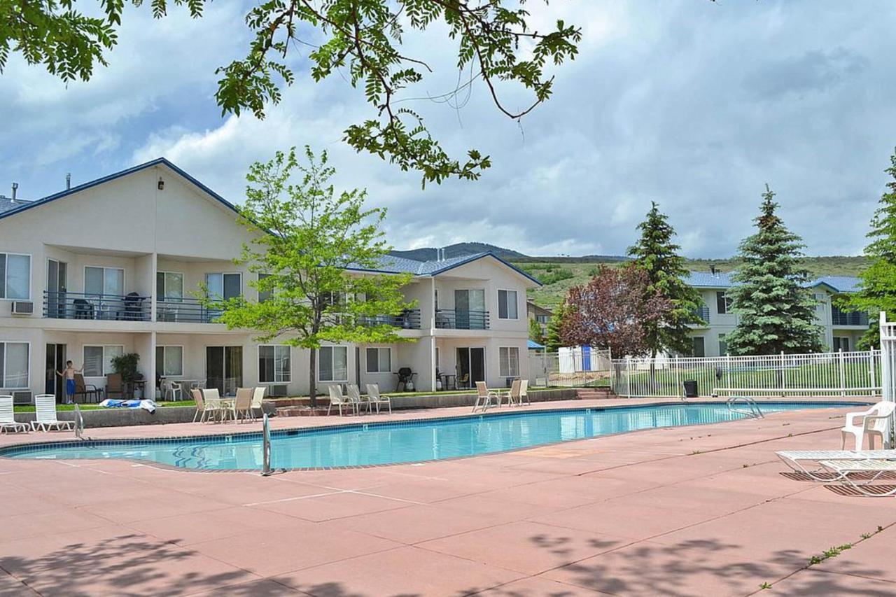Tennis Court Condo Garden City Esterno foto